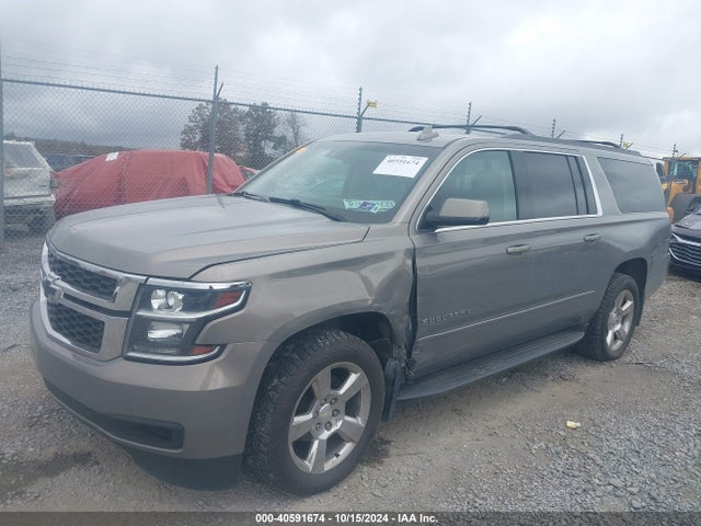 Chevrolet Suburban Ls 2017 1GNSKGECXHR279096 Image 2