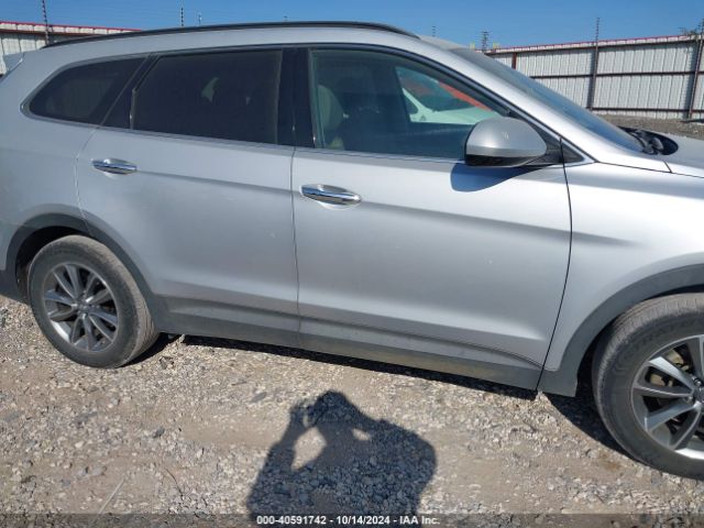 KM8SM4HF0HU183882 Hyundai Santa Fe Se
