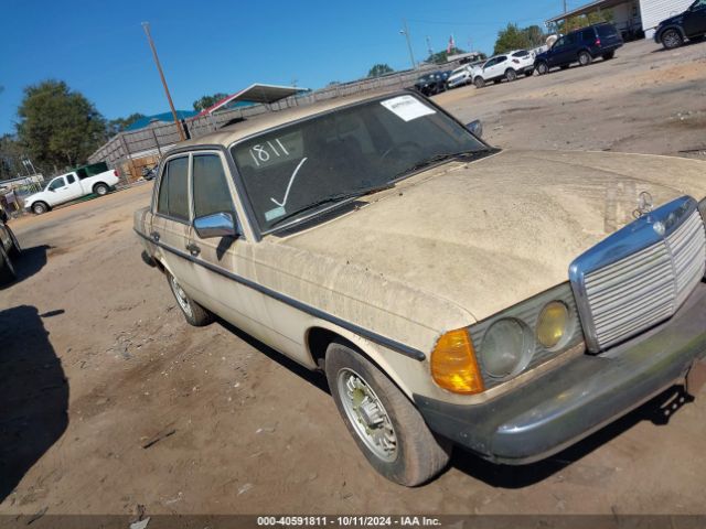 1984 MERCEDES-BENZ 300 WDBAB33A3EA103661