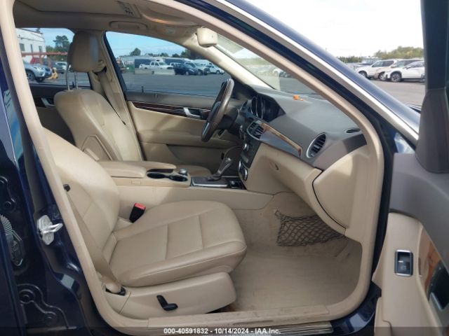 WDDGF4HB9EA964937 Mercedes-Benz C 250 Luxury/sport