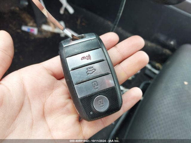 5XXGT4L15GG031528 KIA Optima Lx Turbo