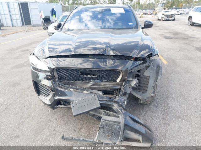 2017 JAGUAR F-PACE SADCM2BV0HA885042 Photo 5