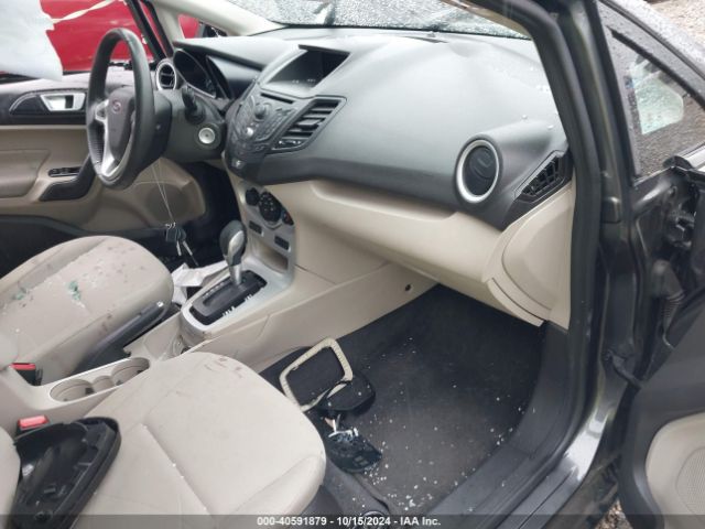 3FADP4BJ4FM148657 Ford FIESTA SE