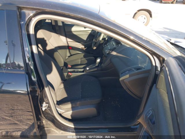 1FADP3E21HL221454 Ford FOCUS S