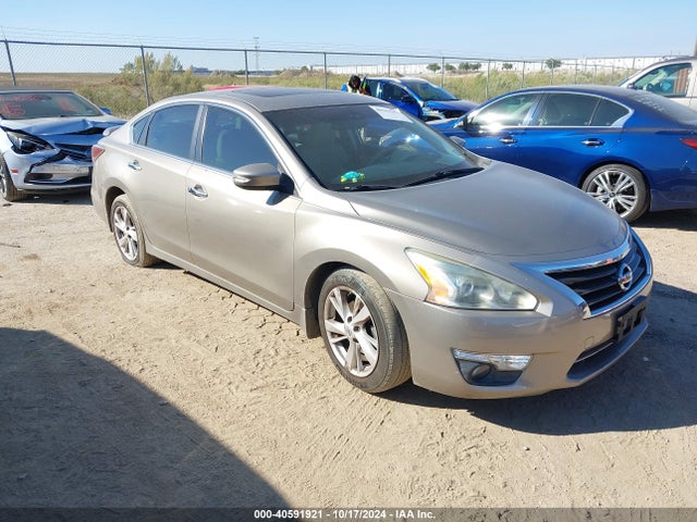 Nissan Altima 2.5 Sv 2015 1N4AL3AP5FC220496 Image 1