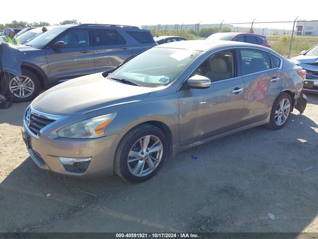 Nissan Altima 2.5 Sv 2015 1N4AL3AP5FC220496 Image 2