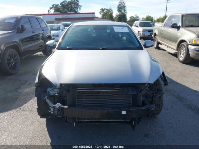 3KPF24AD8ME366282 KIA Forte Lxs