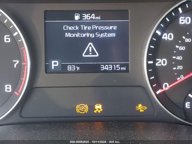 3KPF24AD8ME366282 KIA Forte Lxs