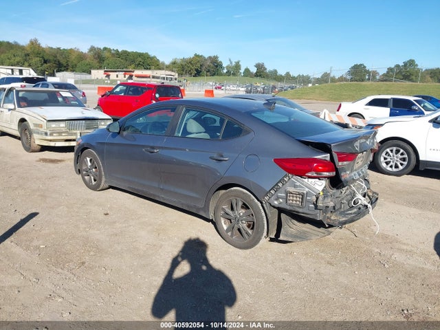 5NPD84LF9JH246549 Hyundai ELANTRA SEL
