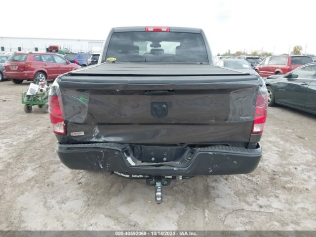 3C6RR7KG2PG649750 RAM 1500 Classic Tradesman  4x4 5'7 Box