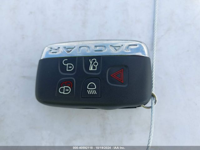 SAJAF4BVXHA970402 Jaguar Xe 35t R-sport