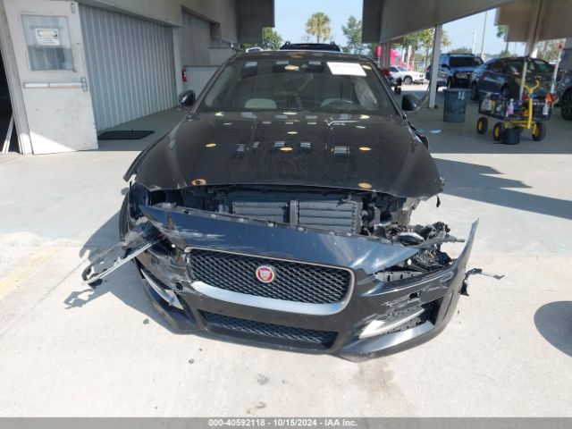 SAJAF4BVXHA970402 Jaguar Xe 35t R-sport