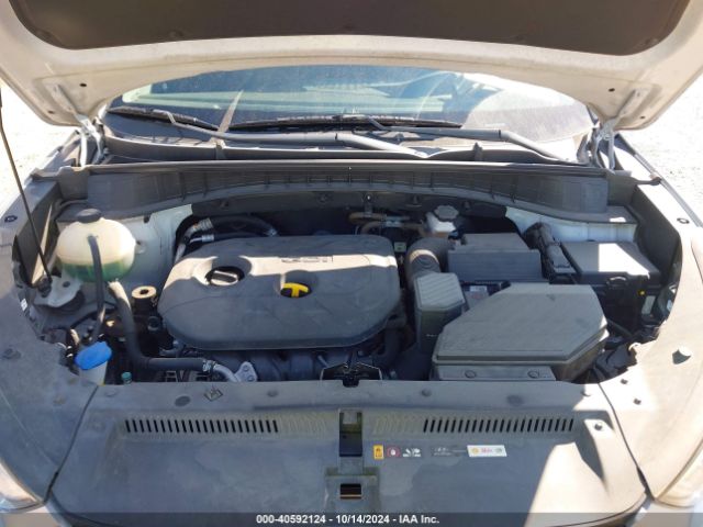 KM8J33A48HU524690 Hyundai Tucson Se Plus
