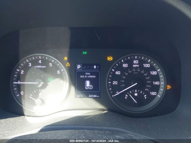 KM8J33A48HU524690 Hyundai Tucson Se Plus