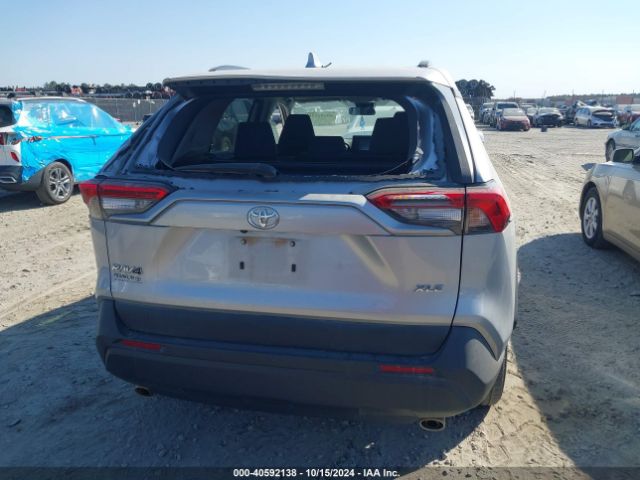 2T3W1RFV0NW226671 Toyota Rav4 Xle