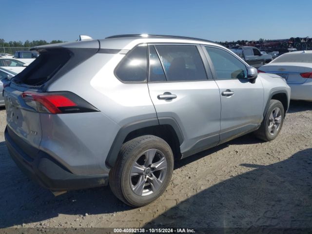 2T3W1RFV0NW226671 Toyota Rav4 Xle