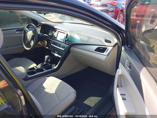 Hyundai SONATA SE 2019 5NPE24AF2KH765047 Image 5