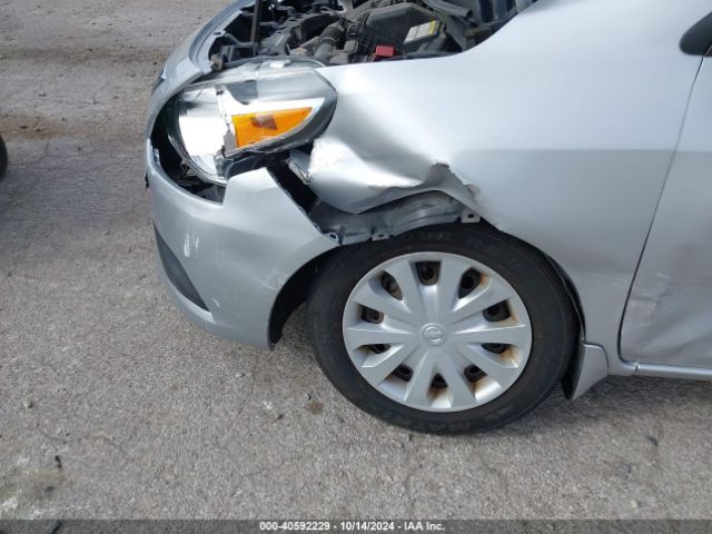 3N1CN7AP1KL827999 Nissan Versa 1.6 S