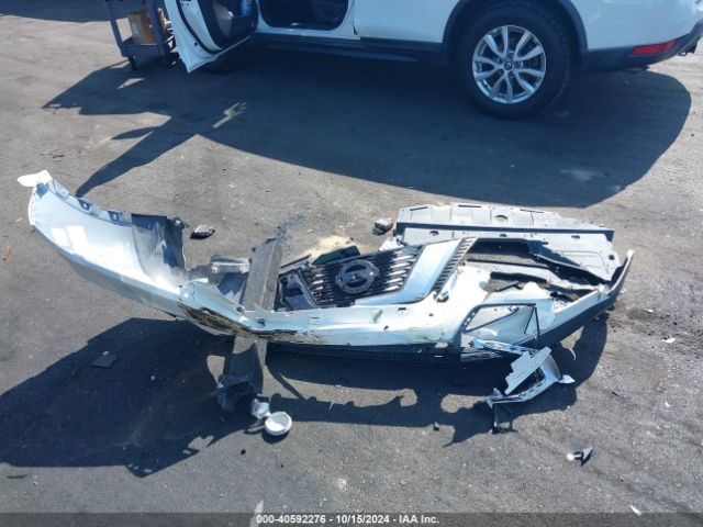 KNMAT2MV4HP566257 Nissan ROGUE SV