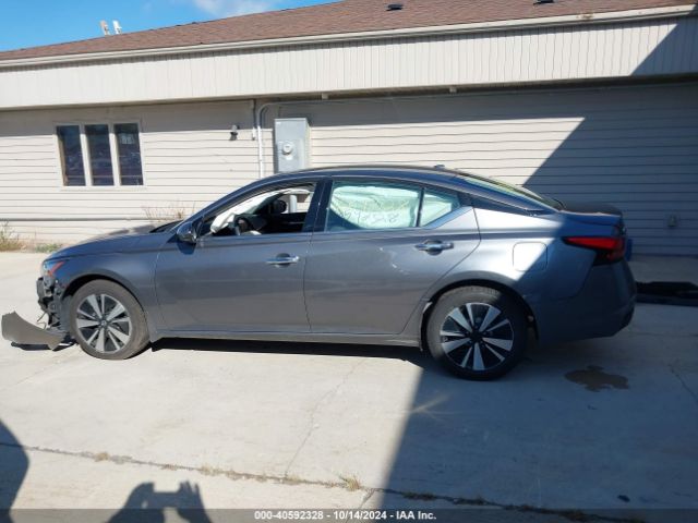 1N4BL4DW6LC211959 Nissan Altima Sv Intelligent Awd