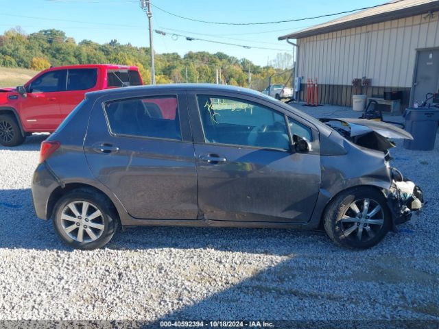 VNKKTUD32FA030042 Toyota YARIS LE