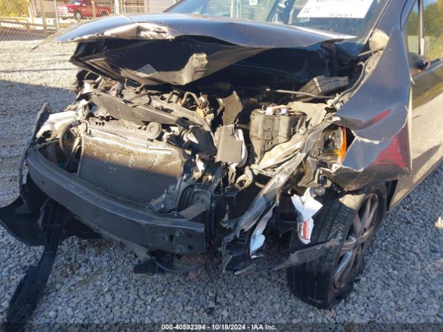 VNKKTUD32FA030042 Toyota YARIS LE
