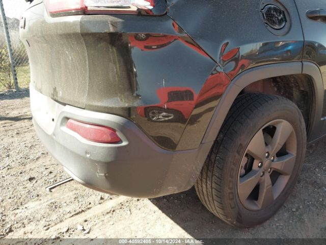 1C4PJMCB4GW289388 Jeep Cherokee 75th Anniversary