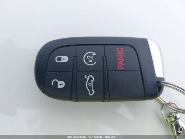 ZACCJBCB1JPH45371 Jeep Renegade Trailhawk 4x4