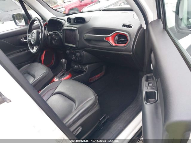 ZACCJBCB1JPH45371 Jeep Renegade Trailhawk 4x4