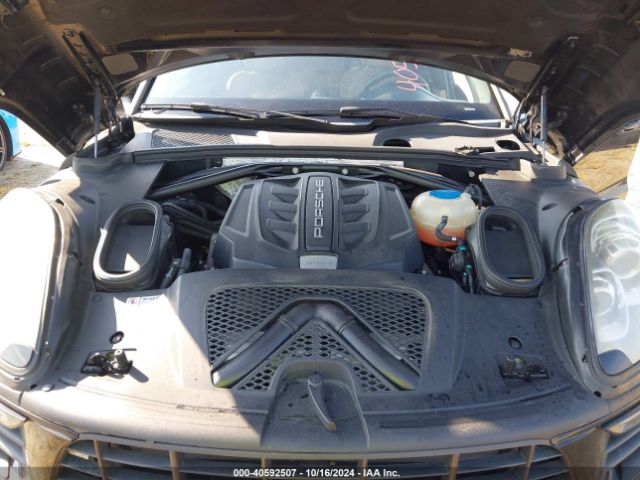 2017 PORSCHE MACAN WP1AB2A52HLB12876 Photo 9