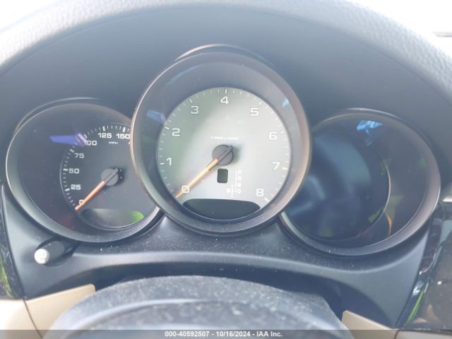 2017 PORSCHE MACAN WP1AB2A52HLB12876 Photo 6