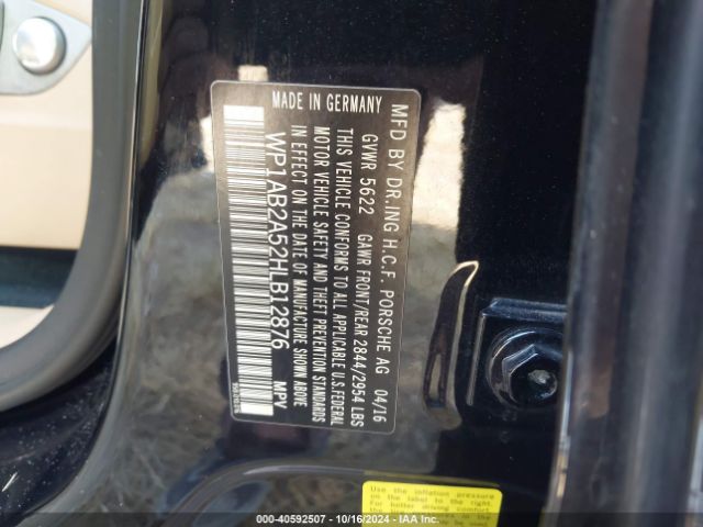 2017 PORSCHE MACAN WP1AB2A52HLB12876 Photo 8