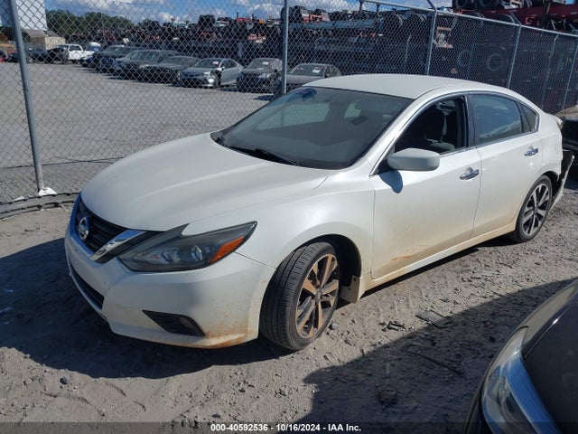 Nissan Altima 2.5 Sr 2017 1N4AL3APXHC487636 Image 2