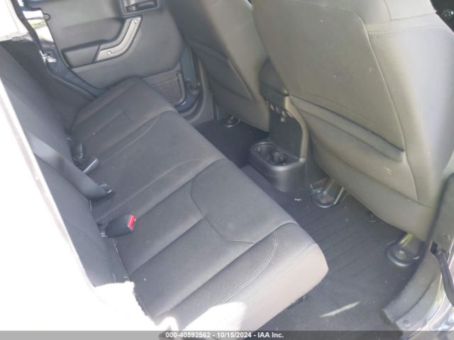 1C4BJWDG6HL664023 Jeep Wrangler Unlimited Sport 4x4