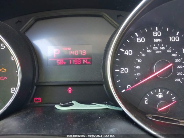 KNDMB5C17G6189167 KIA SEDONA LX
