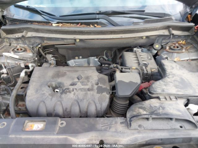 2017 MITSUBISHI OUTLANDER JA4AD2A3XHZ046384 Photo 9