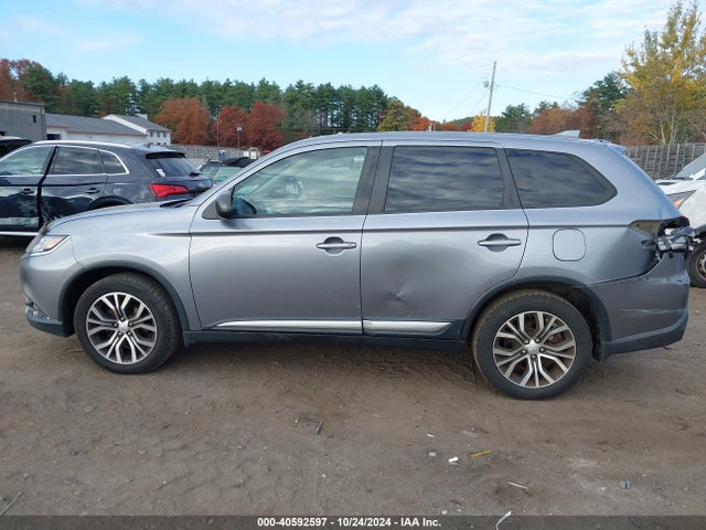 Mitsubishi Outlander Es 2017 JA4AD2A3XHZ046384 Image 14