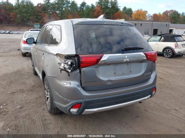 2017 MITSUBISHI OUTLANDER JA4AD2A3XHZ046384 Photo 2
