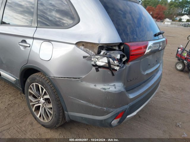 2017 MITSUBISHI OUTLANDER JA4AD2A3XHZ046384 Photo 5