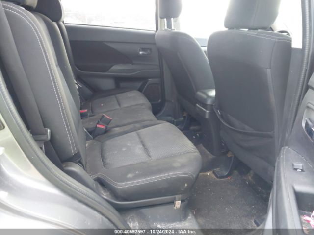 2017 MITSUBISHI OUTLANDER JA4AD2A3XHZ046384 Photo 7