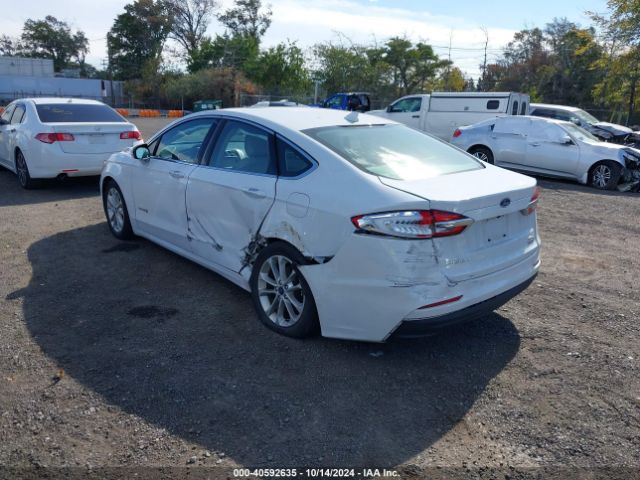 3FA6P0MU6KR157799 Ford Fusion Hybrid Sel