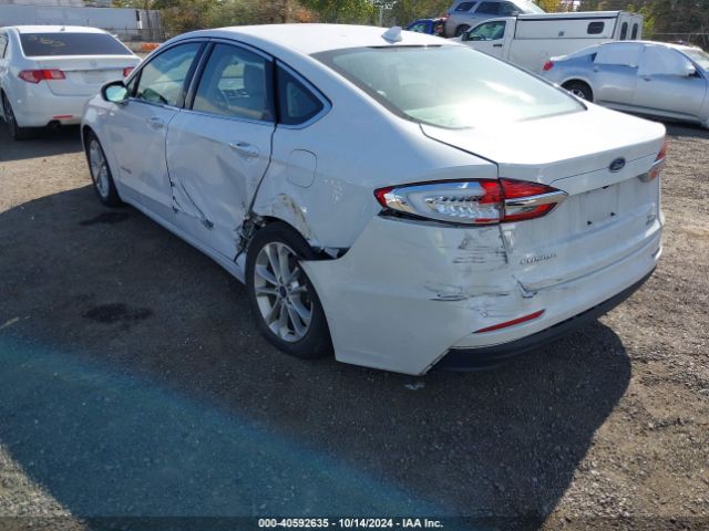 3FA6P0MU6KR157799 Ford Fusion Hybrid Sel