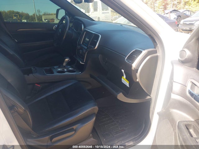 1C4RJFAG3JC202382 Jeep Grand Cherokee Altitude 4x4
