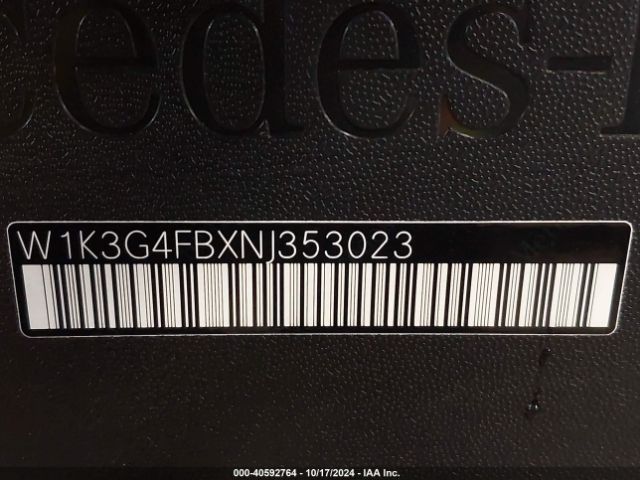 W1K3G4FBXNJ353023 Mercedes-Benz A 220 4matic