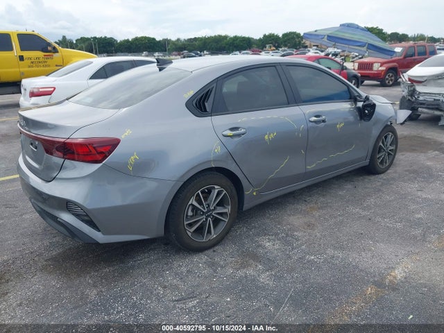 KIA Forte Lxs 2023 3KPF24AD5PE568100 Image 4
