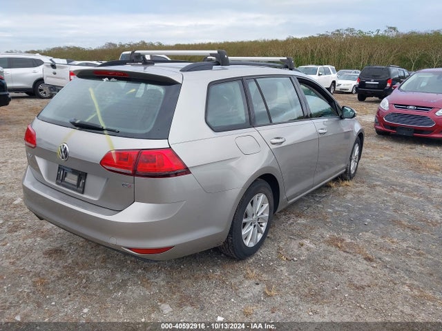 3VWC17AU1GM507384 Volkswagen Golf Sportwagen Tsi S 4-door