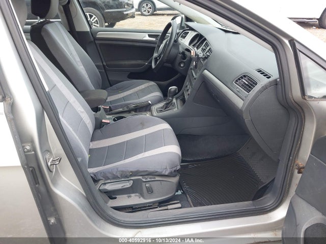 3VWC17AU1GM507384 Volkswagen Golf Sportwagen Tsi S 4-door