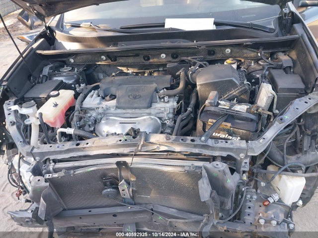 Toyota RAV4 LE 2017 JTMZFREV7HJ102917 Image 10