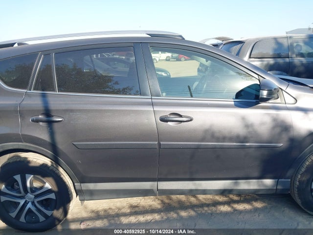 Toyota RAV4 LE 2017 JTMZFREV7HJ102917 Image 14