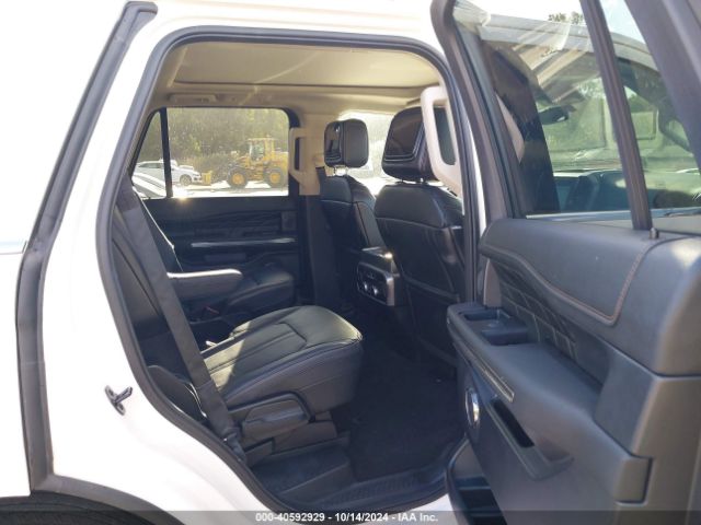 1FMJU1MT8KEA48141 Ford Expedition Platinum